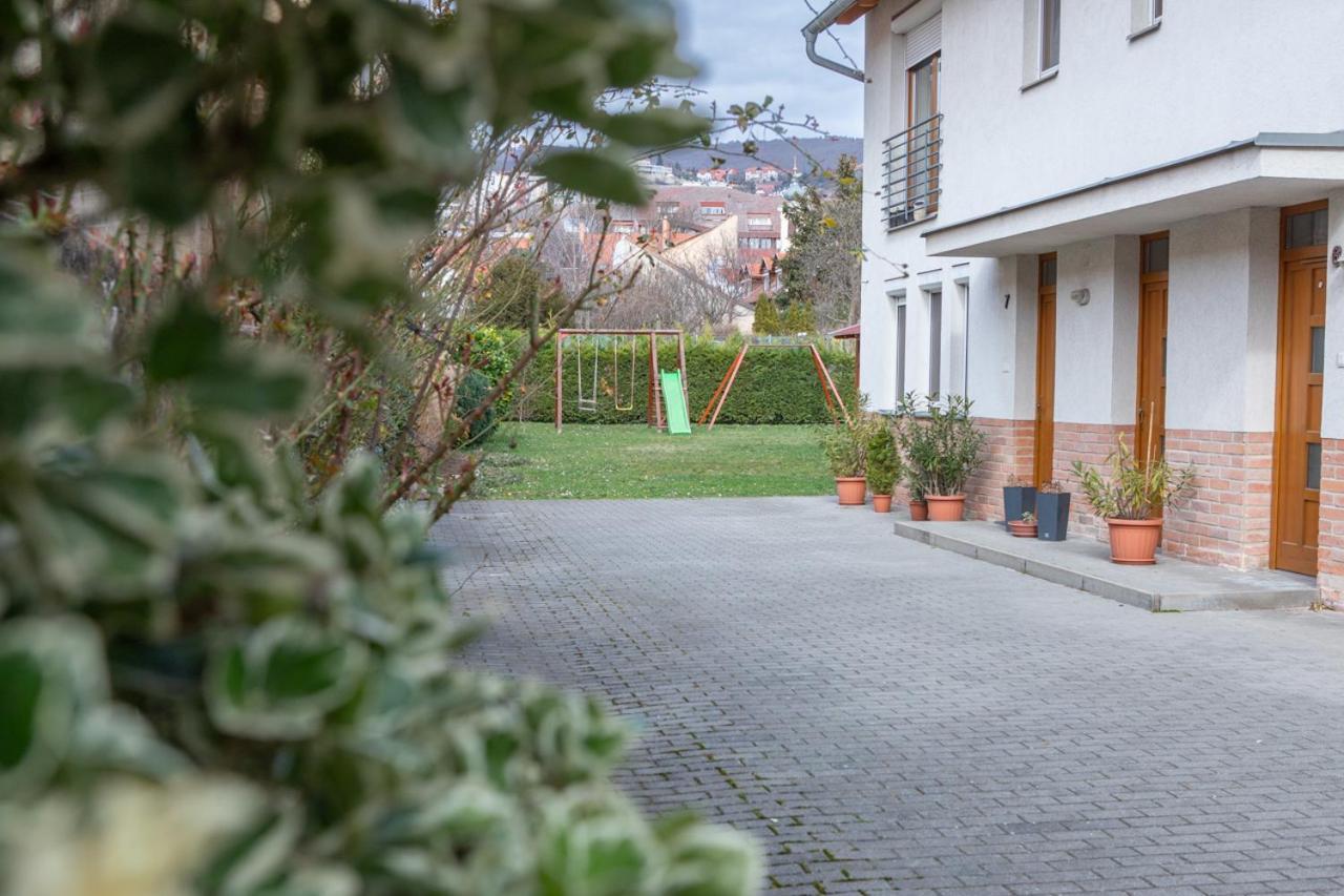Apartment City Inn Pécs Extérieur photo