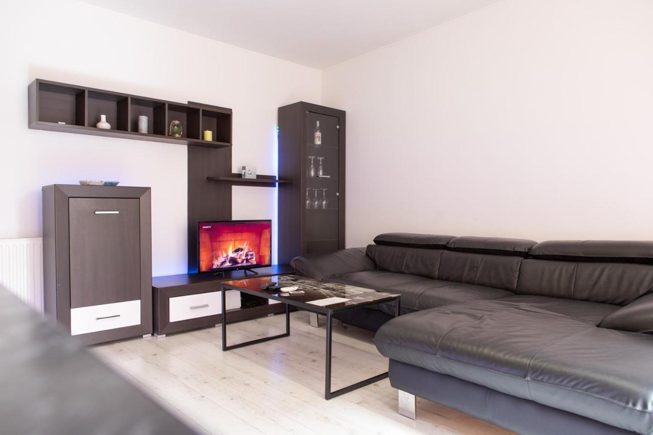 Apartment City Inn Pécs Extérieur photo