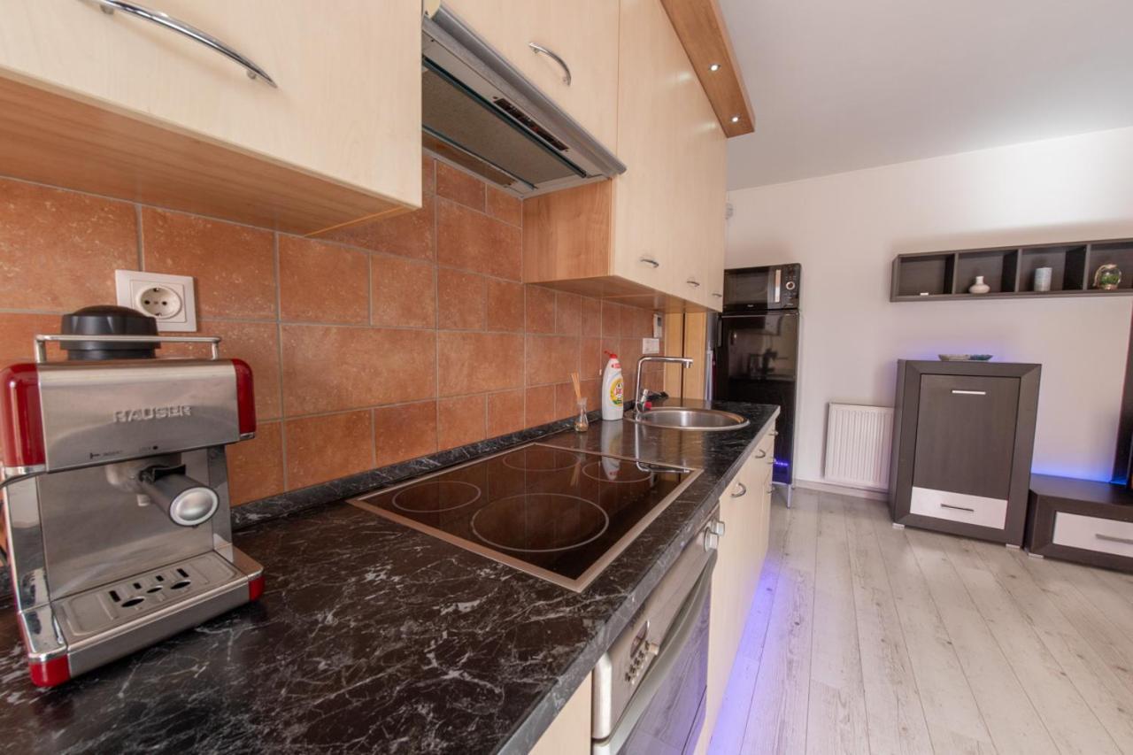 Apartment City Inn Pécs Extérieur photo